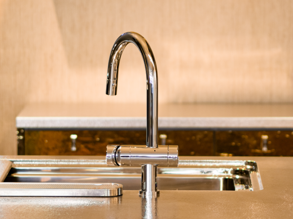 Thiết bị lọc nước tích hợp dưới bồn rửa