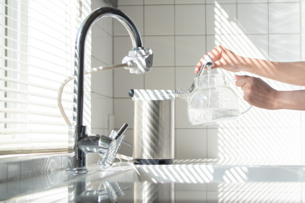 Thiết bị lọc nước lắp trên bồn rửa