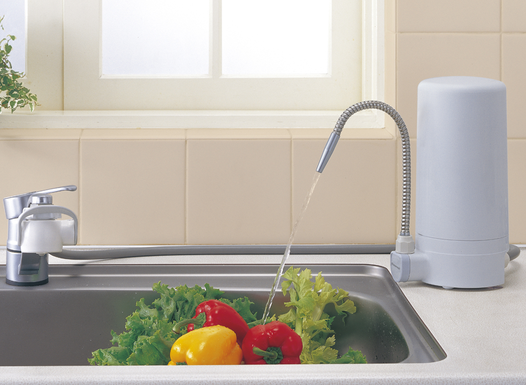 Thiết bị lọc nước lắp trên bồn rửa